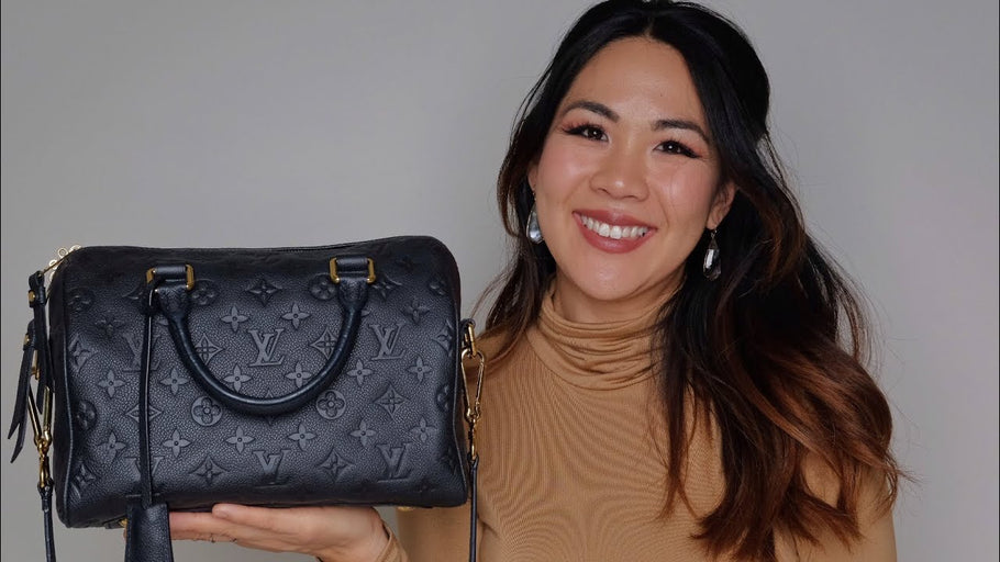 Thanks so much for stopping by! Here is my Speedy B 25 review, 5 1/2 year wear and tear, repair story, and review on the FFITIN purse organizer