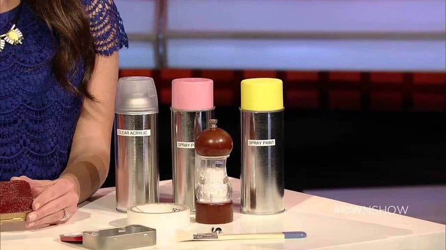 Natalie Pirveysian founder of the DIY blog Crème de la Craft, has the perfect organizational solution for the loose items in your purse