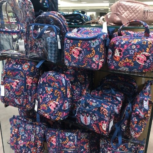 BIG Vera Bradley Sale Going On! Save an EXTRA 30% Off all the Gift Ideas I’ve found for you!